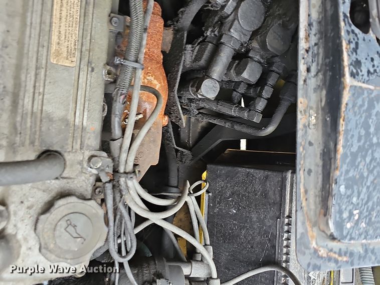 image for item OJ9054 Yale GLC060TGNUAE084 forklift