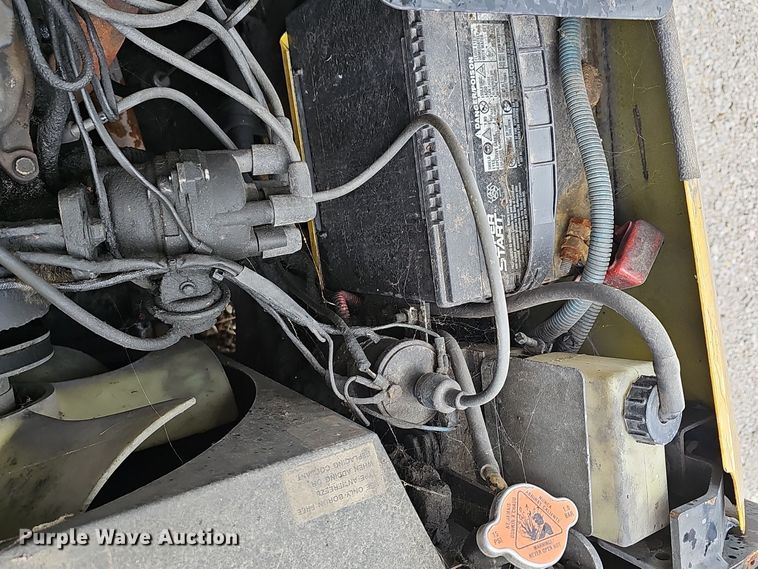 image for item OJ9054 Yale GLC060TGNUAE084 forklift