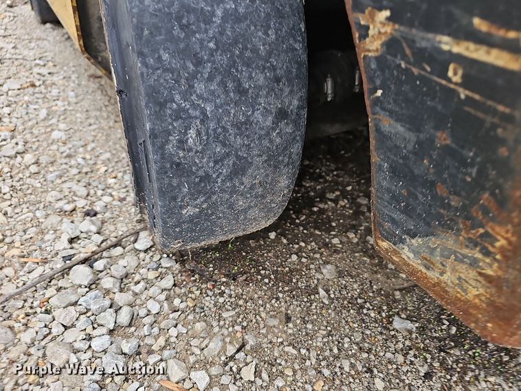 image for item OJ9054 Yale GLC060TGNUAE084 forklift