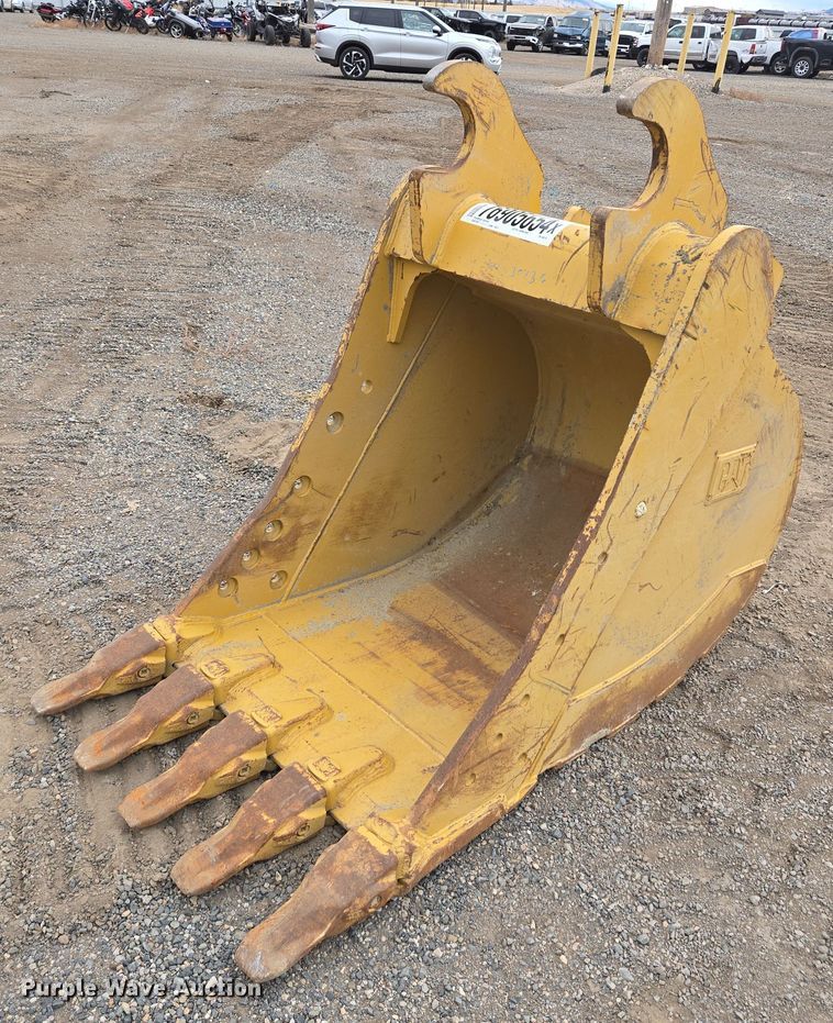 image for item YA0112 Caterpillar 42