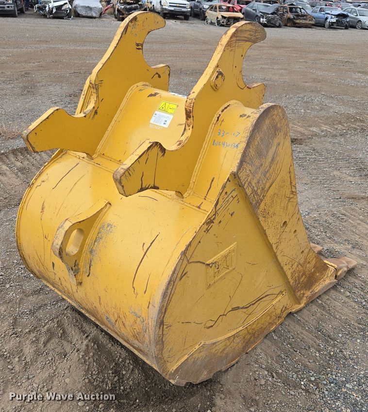 image for item YA0112 Caterpillar 42
