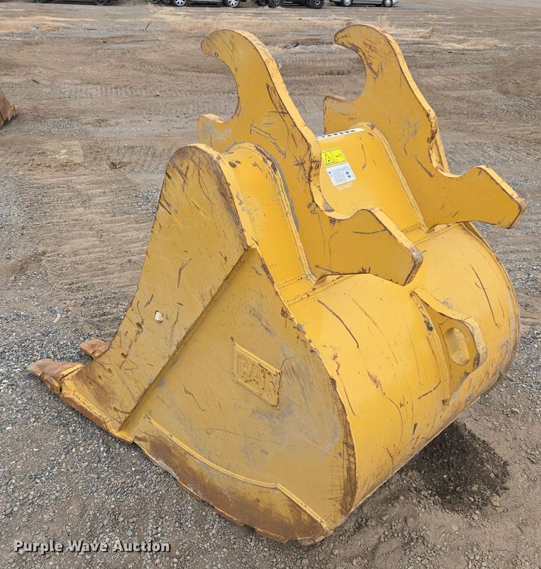 image for item YA0112 Caterpillar 42
