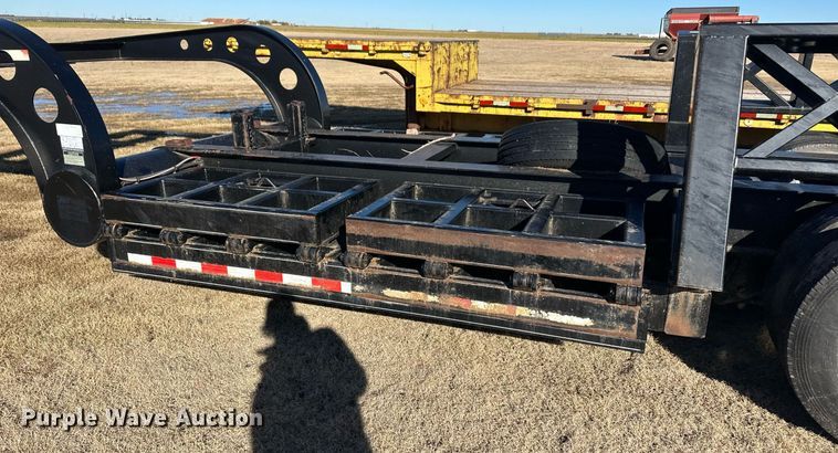 image for item DM2732 2006 Trailtech CT220II combine trailer