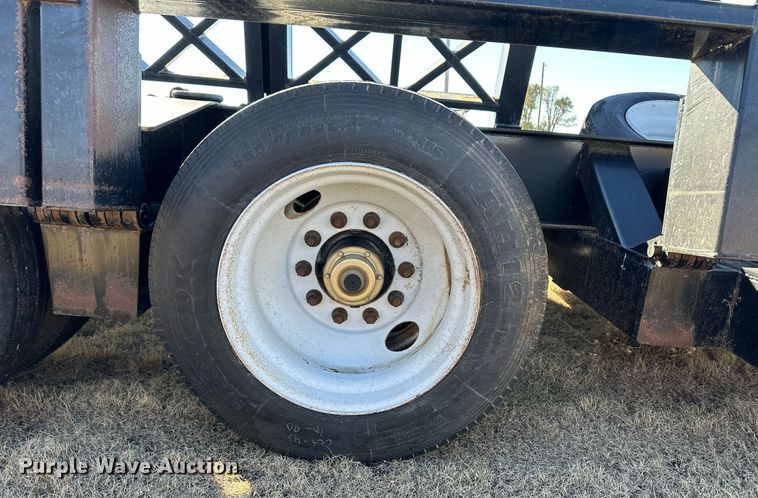 image for item DM2732 2006 Trailtech CT220II combine trailer