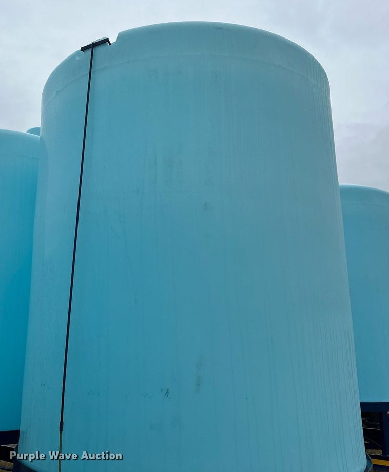 image for item DN0844 Duo-Lift DC6050 tank trailer