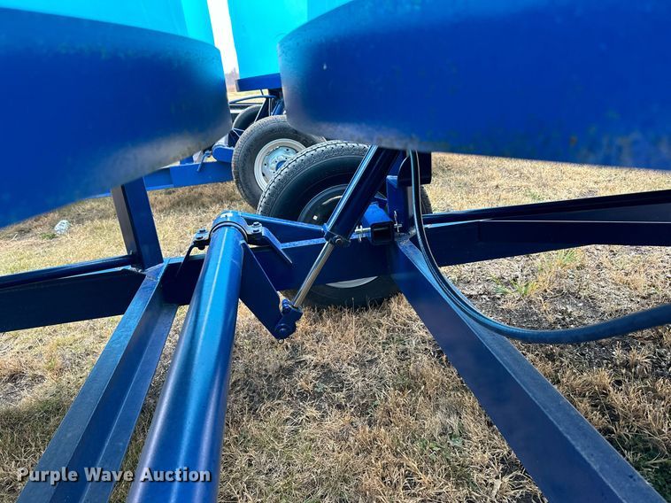 image for item DN0844 Duo-Lift DC6050 tank trailer