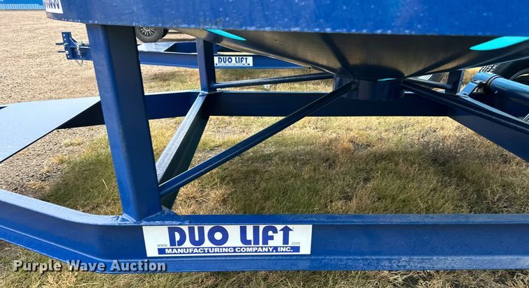 image for item DN0844 Duo-Lift DC6050 tank trailer
