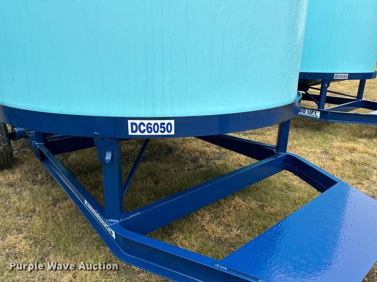 image for item DN0844 Duo-Lift DC6050 tank trailer