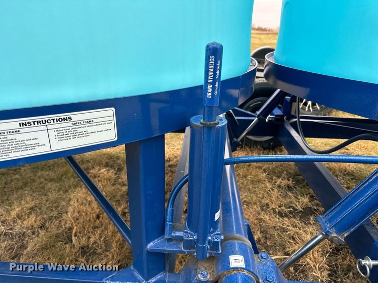 image for item DN0845 Duo-Lift DC6060 tank trailer