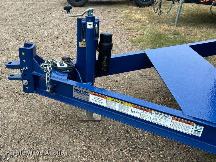 image for item DN0845 Duo-Lift DC6060 tank trailer