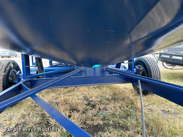 image for item DN0845 Duo-Lift DC6060 tank trailer