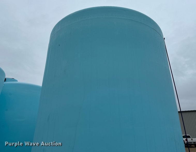 image for item DN0845 Duo-Lift DC6060 tank trailer