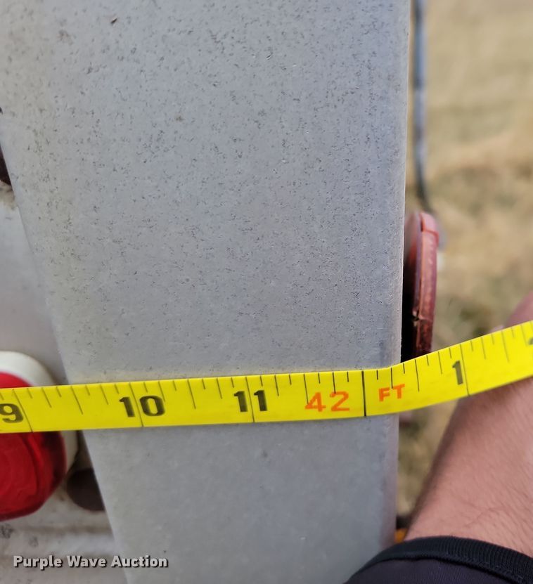 image for item DN3625 1984 Wilson AGH-700 grain trailer