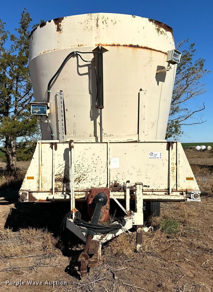 image for item DP5961 Laird VR1100 feed grinder/mixer