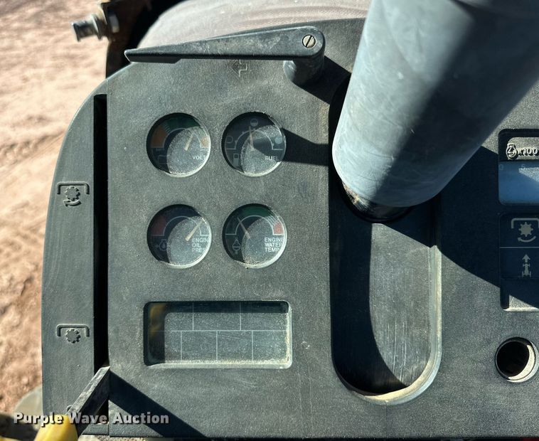 image for item DP5963 1985 John Deere 4850 tractor