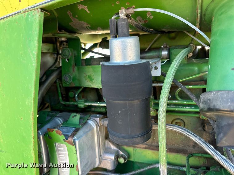 image for item DP5963 1985 John Deere 4850 tractor