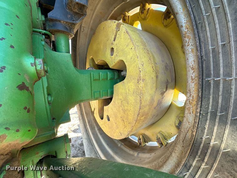 image for item DP5963 1985 John Deere 4850 tractor