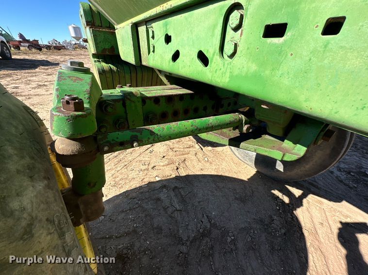 image for item DP5963 1985 John Deere 4850 tractor