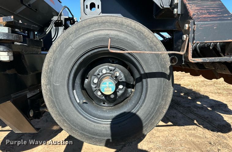 image for item DP5966 Crustbuster 4740 grain drill