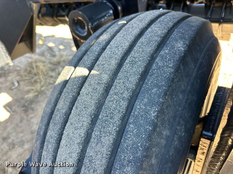 image for item DP5966 Crustbuster 4740 grain drill