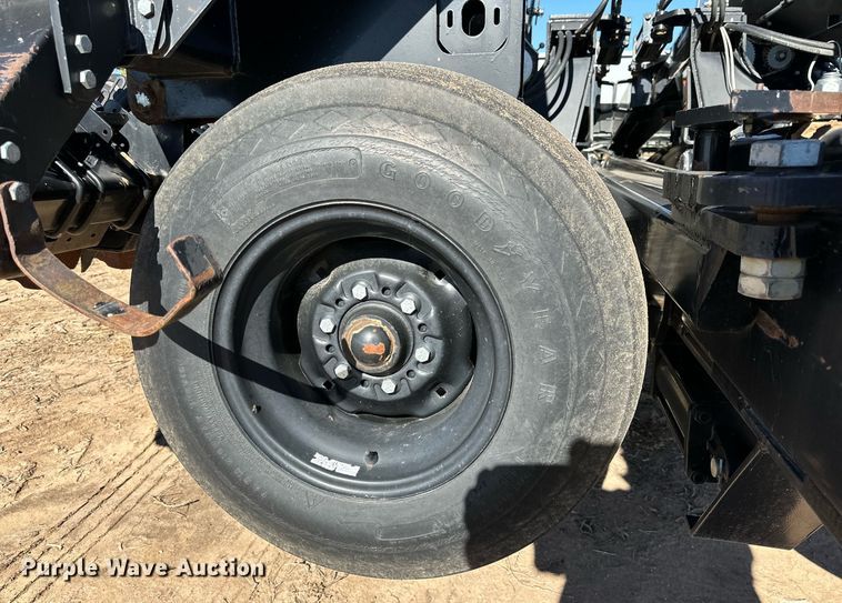 image for item DP5966 Crustbuster 4740 grain drill