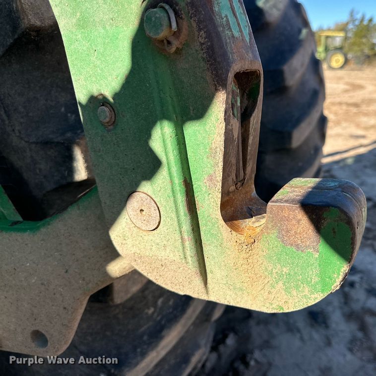 image for item DP5970 1995 John Deere 8400 MFWD tractor