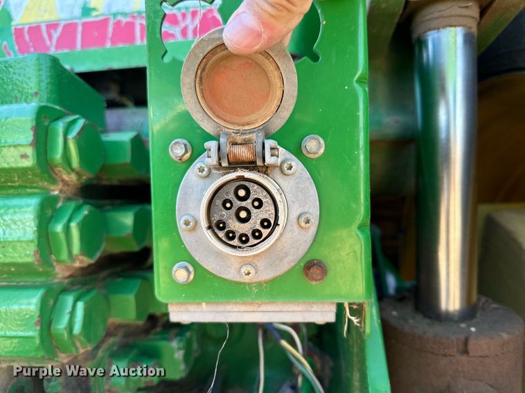 image for item DP5970 1995 John Deere 8400 MFWD tractor