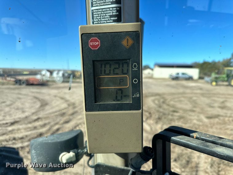 image for item DP5970 1995 John Deere 8400 MFWD tractor