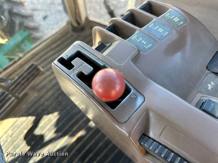 image for item DP5970 1995 John Deere 8400 MFWD tractor