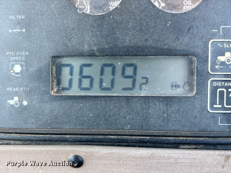 image for item DP5970 1995 John Deere 8400 MFWD tractor