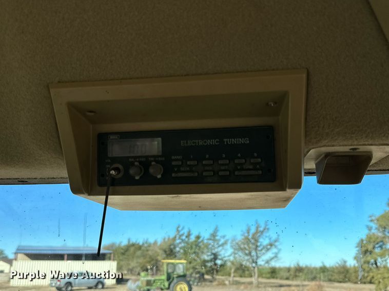 image for item DP5970 1995 John Deere 8400 MFWD tractor