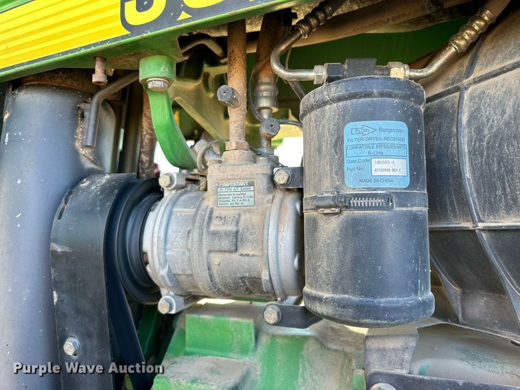 image for item DP5970 1995 John Deere 8400 MFWD tractor