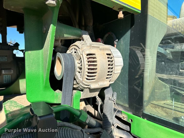 image for item DP5970 1995 John Deere 8400 MFWD tractor
