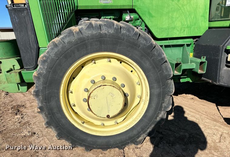 image for item DP5970 1995 John Deere 8400 MFWD tractor
