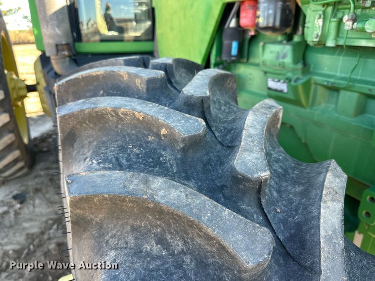 image for item DP5970 1995 John Deere 8400 MFWD tractor