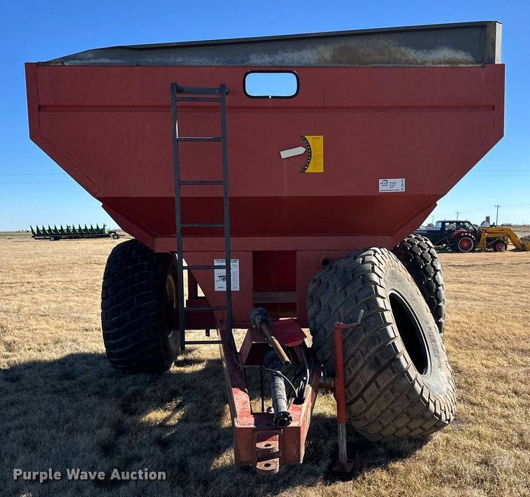 image for item DQ3123 Brent 520 grain cart