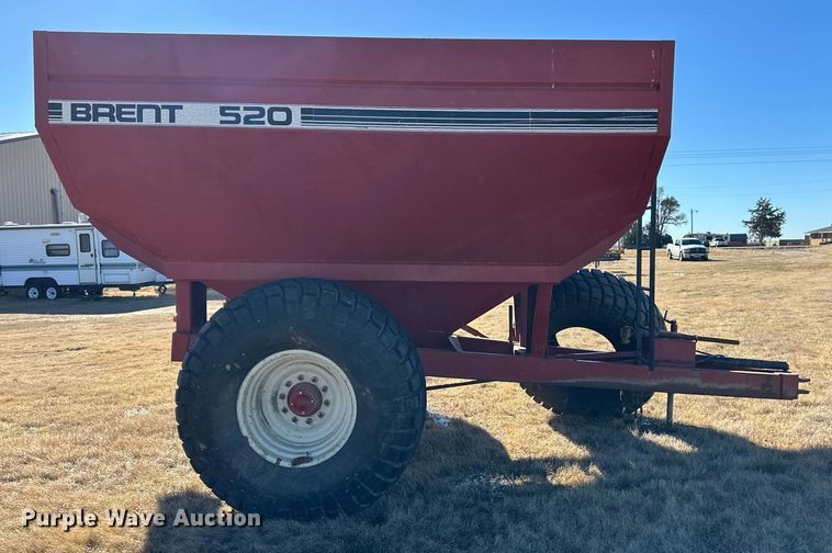 image for item DQ3123 Brent 520 grain cart