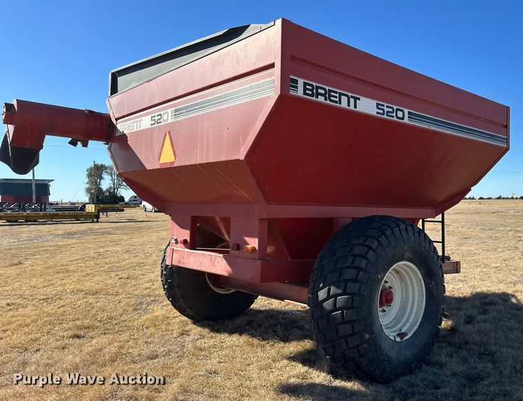 image for item DQ3123 Brent 520 grain cart