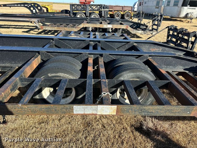 image for item DQ3124 2023 Jantz-Femco combine trailer