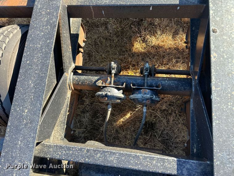 image for item DQ3124 2023 Jantz-Femco combine trailer