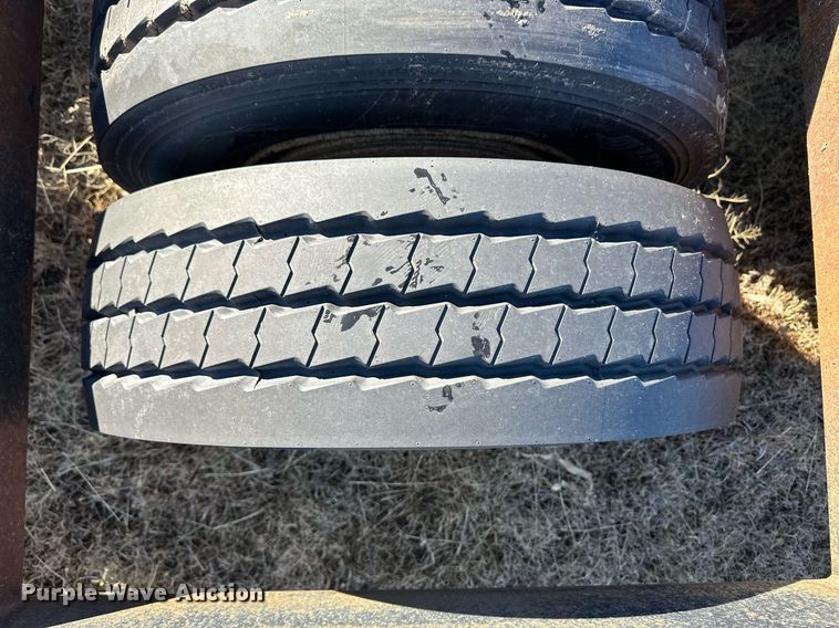 image for item DQ3124 2023 Jantz-Femco combine trailer