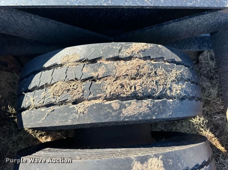 image for item DQ3124 2023 Jantz-Femco combine trailer