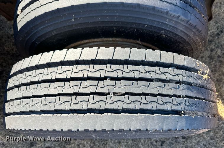 image for item DQ3125 2021 Jantz-Femco combine trailer