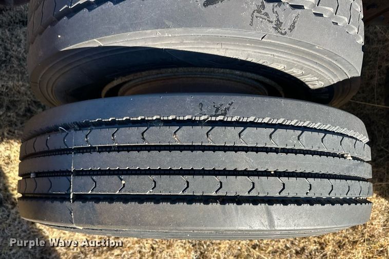 image for item DQ3125 2021 Jantz-Femco combine trailer