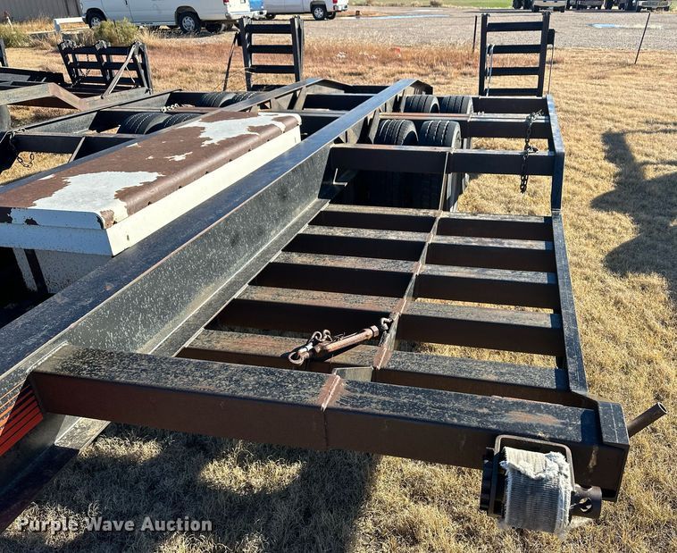 image for item DQ3126 2021 Jantz-Femco combine trailer