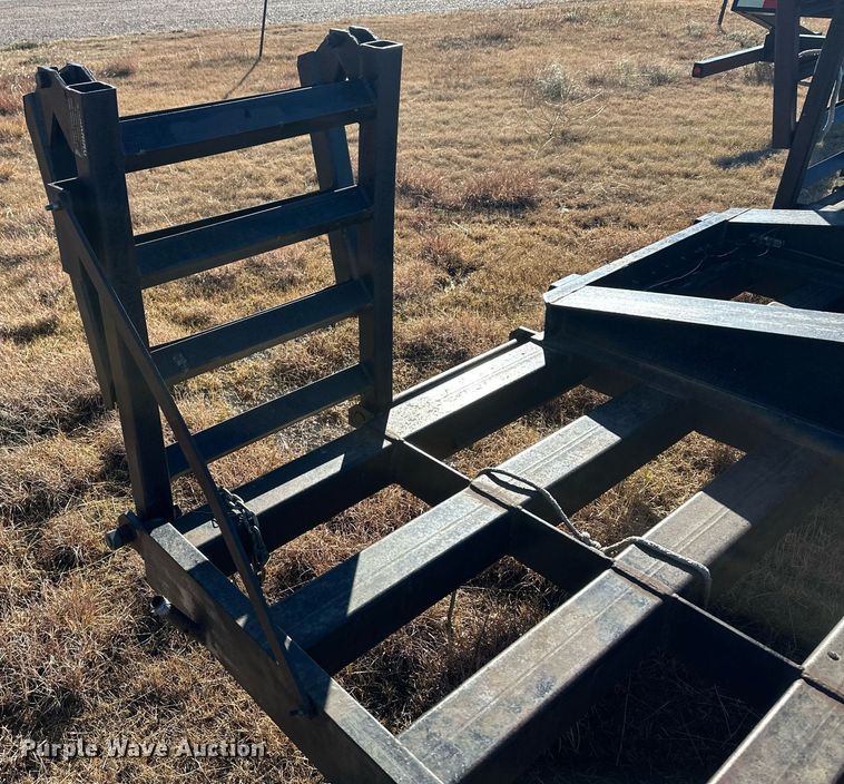 image for item DQ3126 2021 Jantz-Femco combine trailer