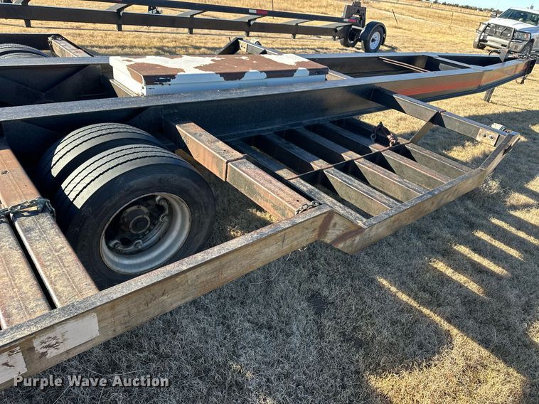 image for item DQ3126 2021 Jantz-Femco combine trailer