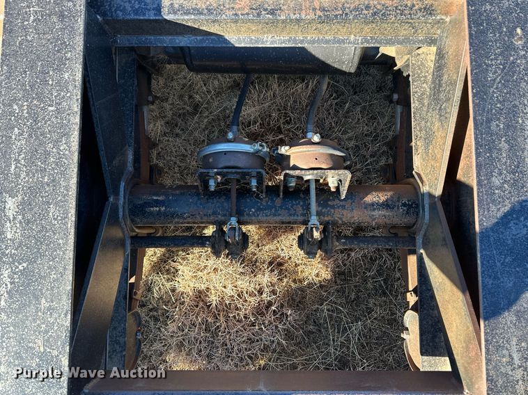 image for item DQ3126 2021 Jantz-Femco combine trailer