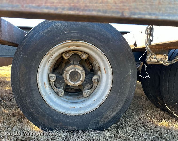 image for item DQ3126 2021 Jantz-Femco combine trailer