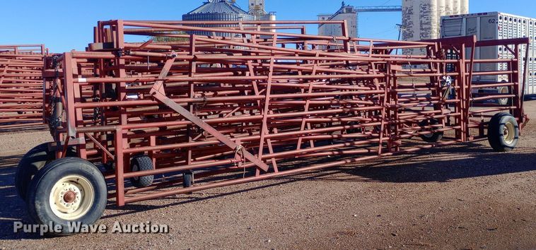 image for item DQ3142 Diamond W corral